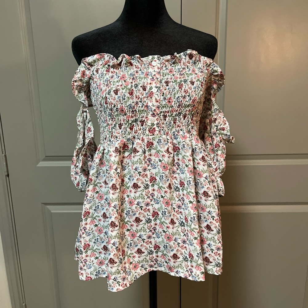 Floral Peplum Off the Shoulder Top - Size Medium